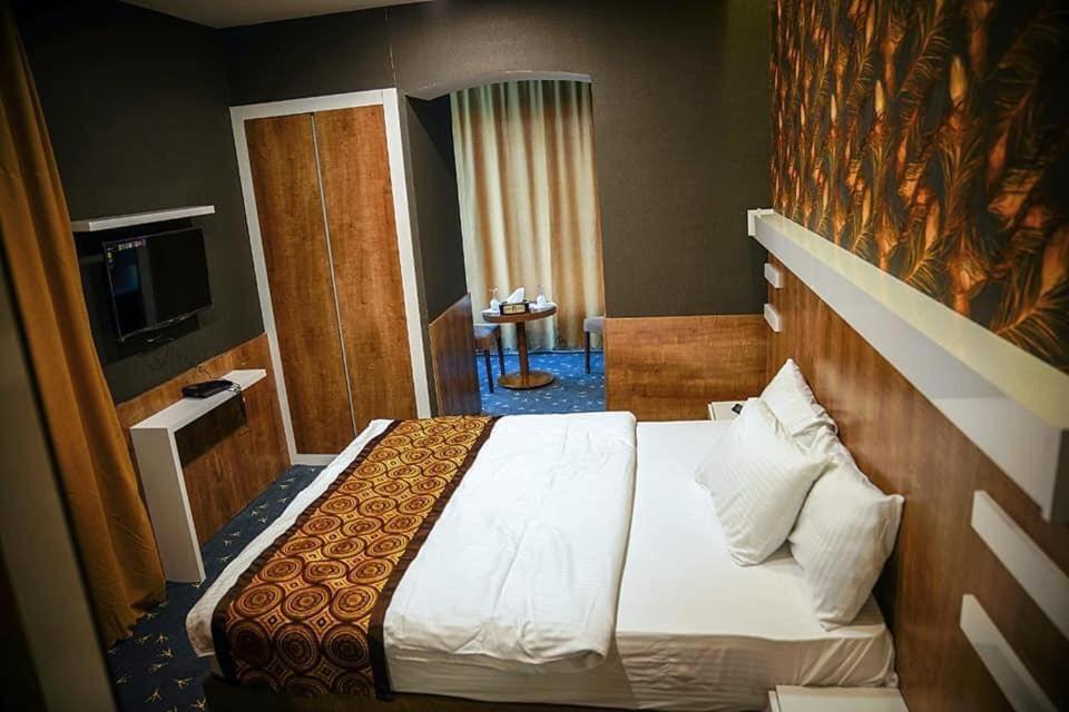 ארביל Al Jawahiri Hotel מראה חיצוני תמונה